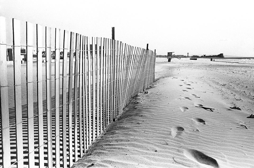 Santa-Monica-Fence-1969.jpg